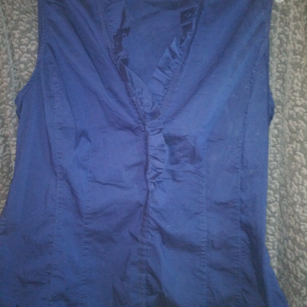 Sleeveless blouse